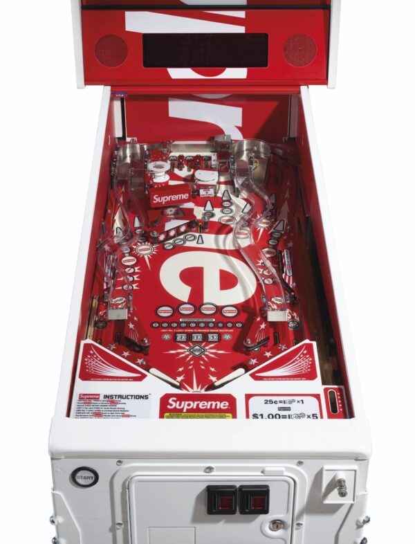 Supreme pinball machine